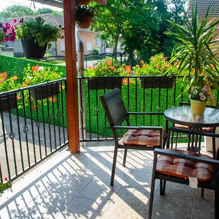 Apartamento Mina 1 Vrdnik