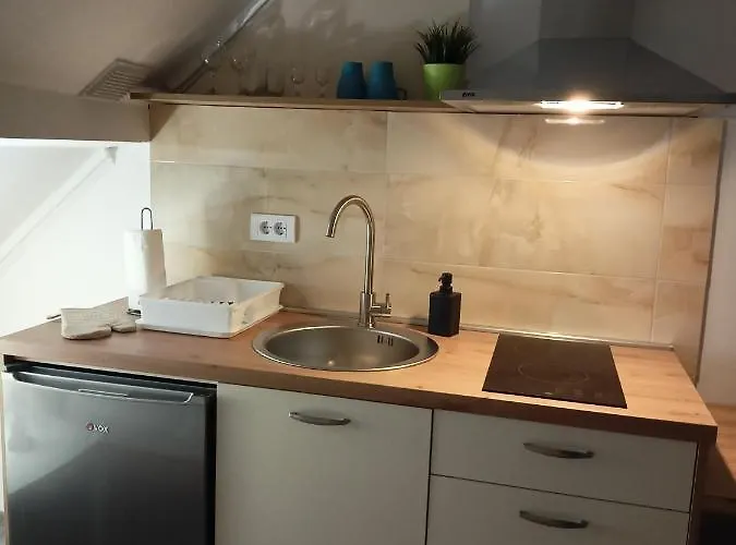 Mina 1 Apartamento Vrdnik