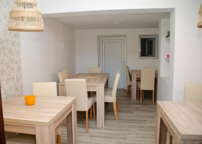 Mina 1 Apartamento Vrdnik
